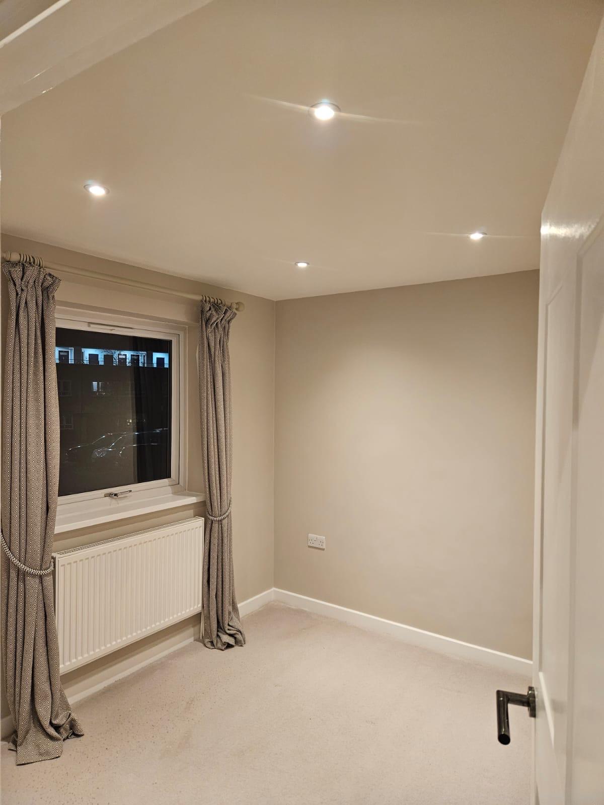 painter and decorator near me Clapton